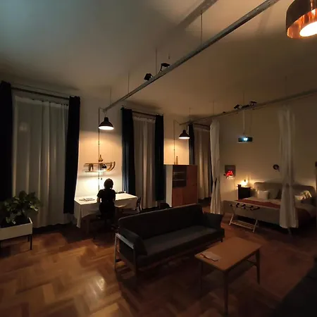 Apartament Tagas Napfenyes Lakas