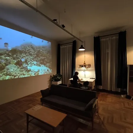 Apartament Tagas Napfenyes Lakas *