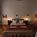 Tagas Napfenyes Lakas Apartment